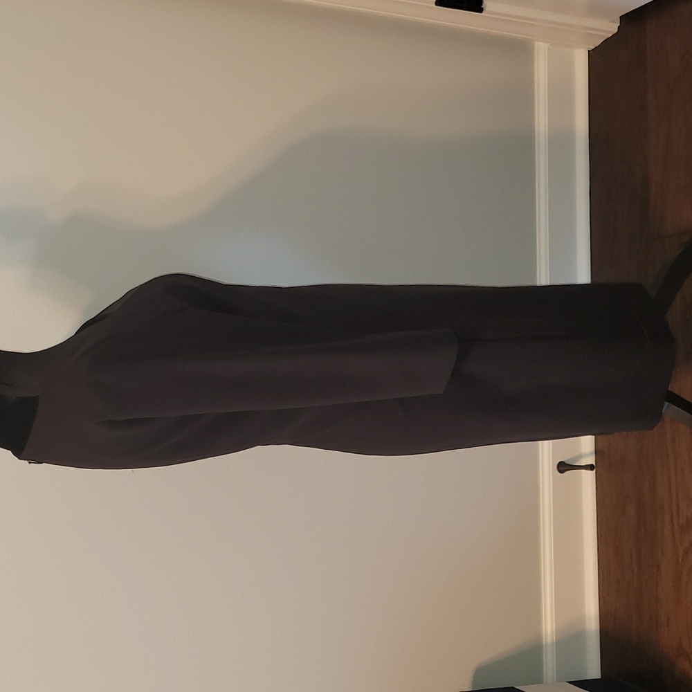 Ann Taylor - Picture 2 of 11